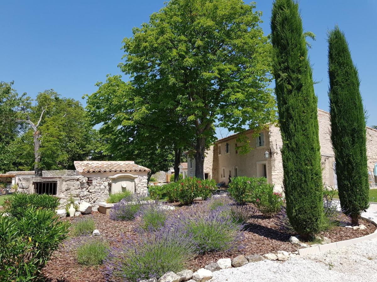 Le Mas De La Calade Bed and Breakfast Aix-en-Provence Eksteriør billede