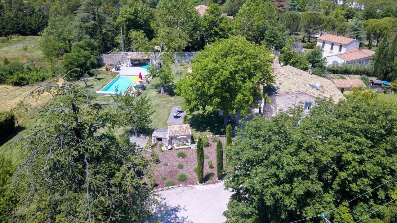Le Mas De La Calade Bed and Breakfast Aix-en-Provence Eksteriør billede