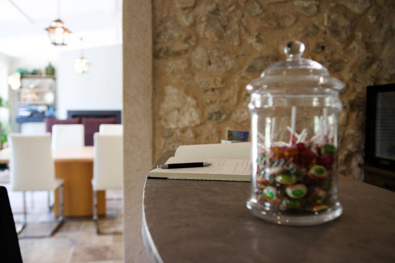 Le Mas De La Calade Bed and Breakfast Aix-en-Provence Eksteriør billede